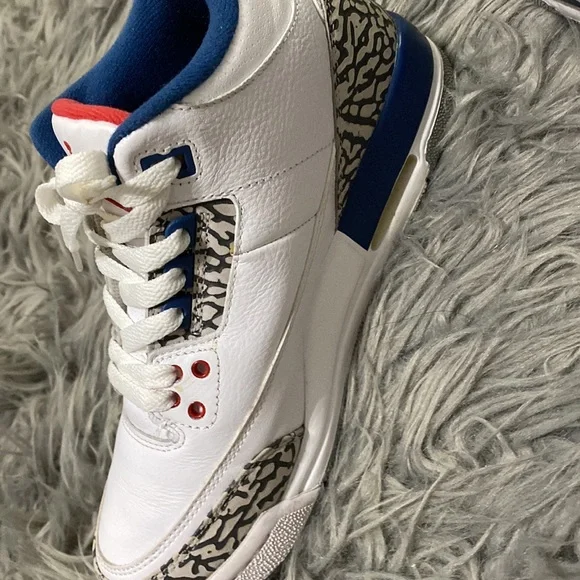 Jordan three retro true blue and red